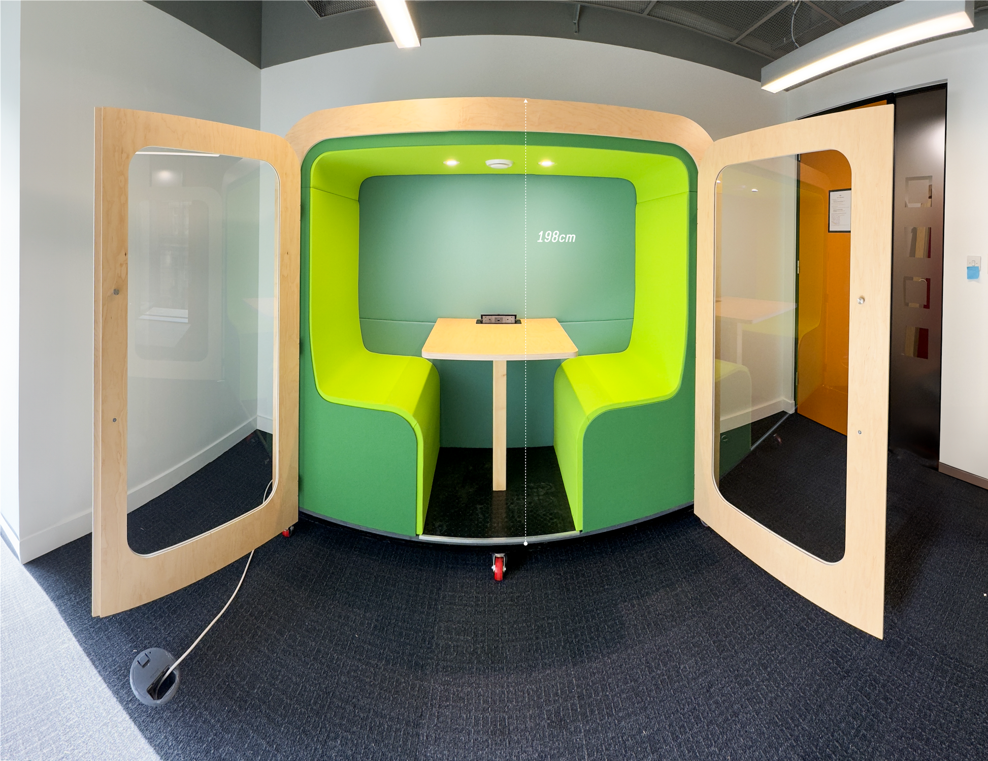 The Mini Dapapod: a compact and mobile workspace solution for focused work and collaboration.