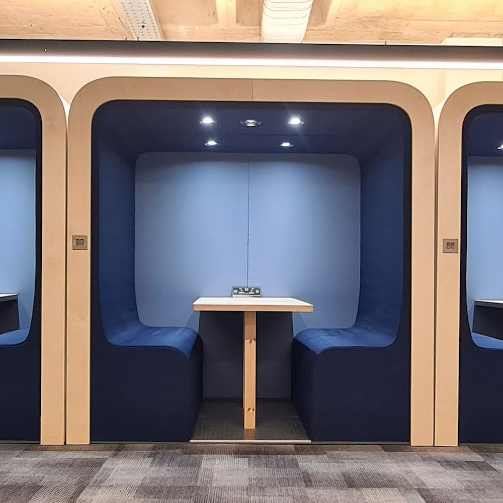 Double Soundproof Meeting Pod