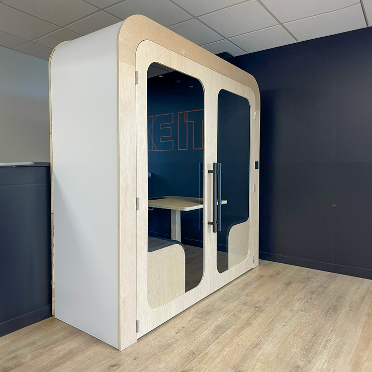 Dapapod single office pod with desk, white shell and dark interior