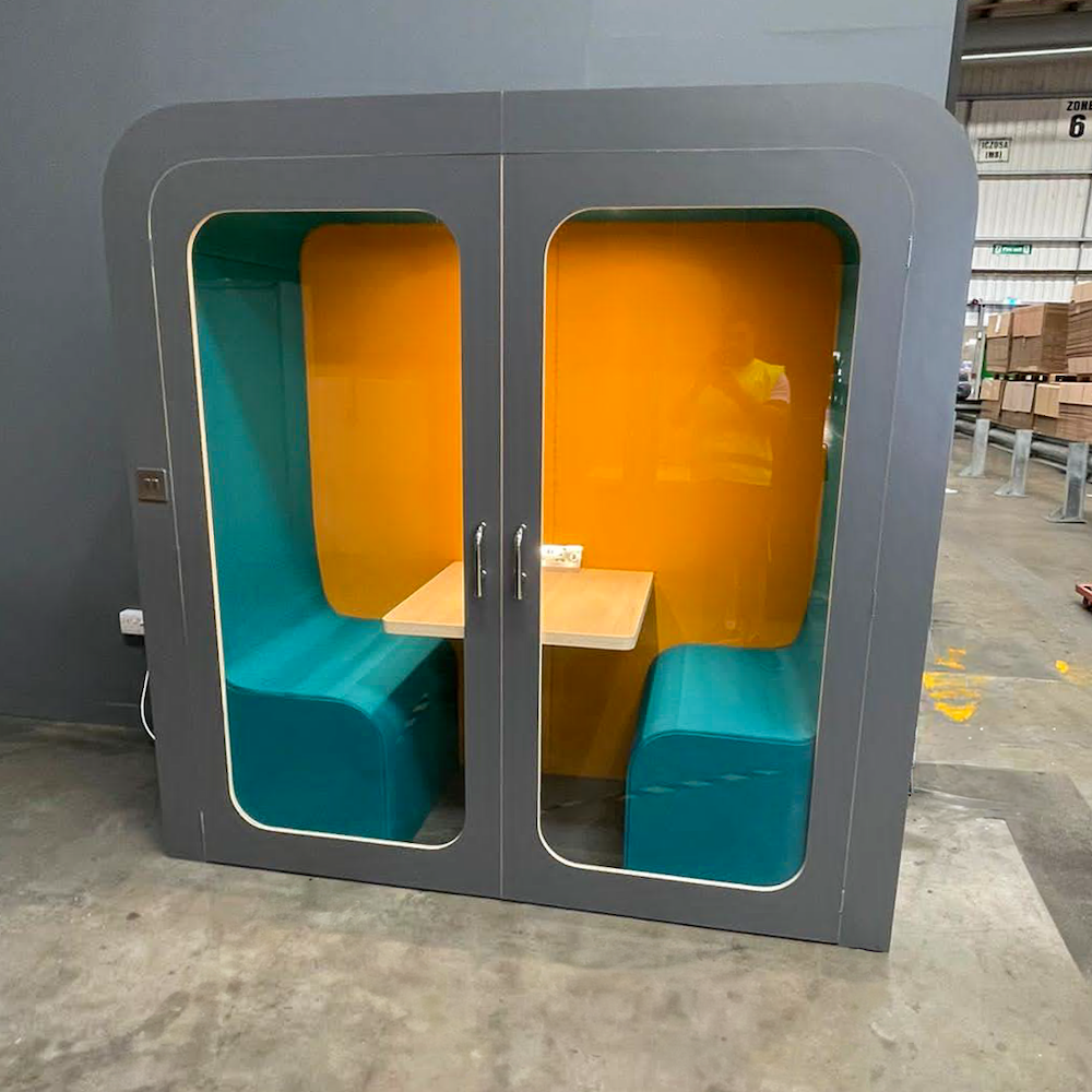 Double Soundproof Meeting Pod