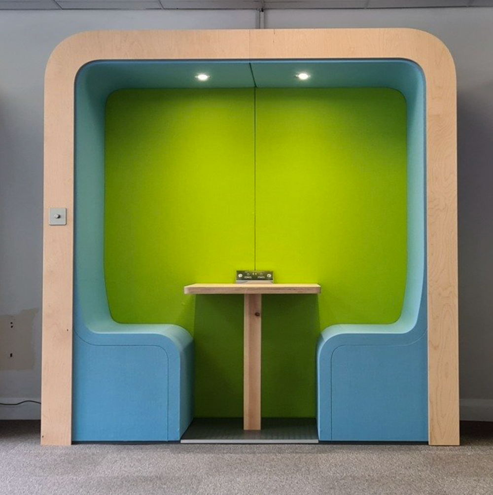 Double Soundproof Meeting Pod