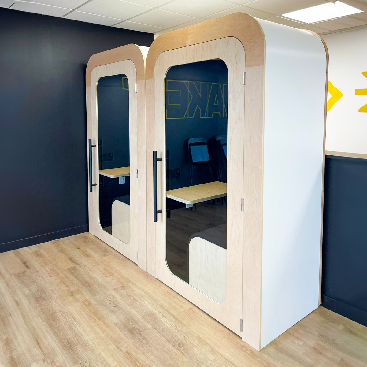 Video Call Pod Single Soundproof Office Pod for Calls and Focus | Dapapod