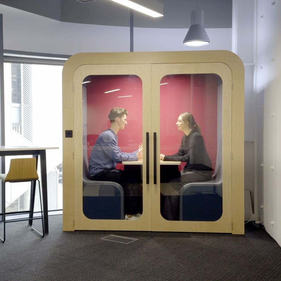 double meeting pod.png
