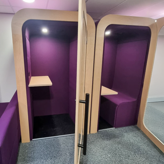 Standing Soundproof Office pod